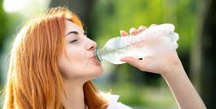 Drinking water daily: understanding how hydration boosts energy, skin health, digestion, brain focus, and overall well-being naturally